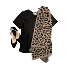 Load image into Gallery viewer, Crazy for Leopard Vest
