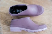 Load image into Gallery viewer, Puddle Clogs in Pink
