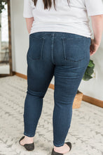 Load image into Gallery viewer, Yesterday is Now Skinny Judy Blue Jeans
