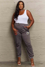 Load image into Gallery viewer, Simply Love Simply Love Full Size Drawstring DAISY Graphic Long Sweatpants
