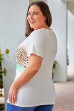 Load image into Gallery viewer, Plus Size Printed Contrast Round Neck Tee Shirt
