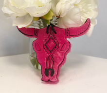 Load image into Gallery viewer, Bull Skull Freshie
