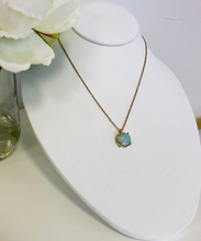 Load image into Gallery viewer, Melissa Pendant Necklace
