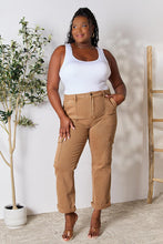 Load image into Gallery viewer, Risen Full Size High Waist Straight Jeans with Pockets
